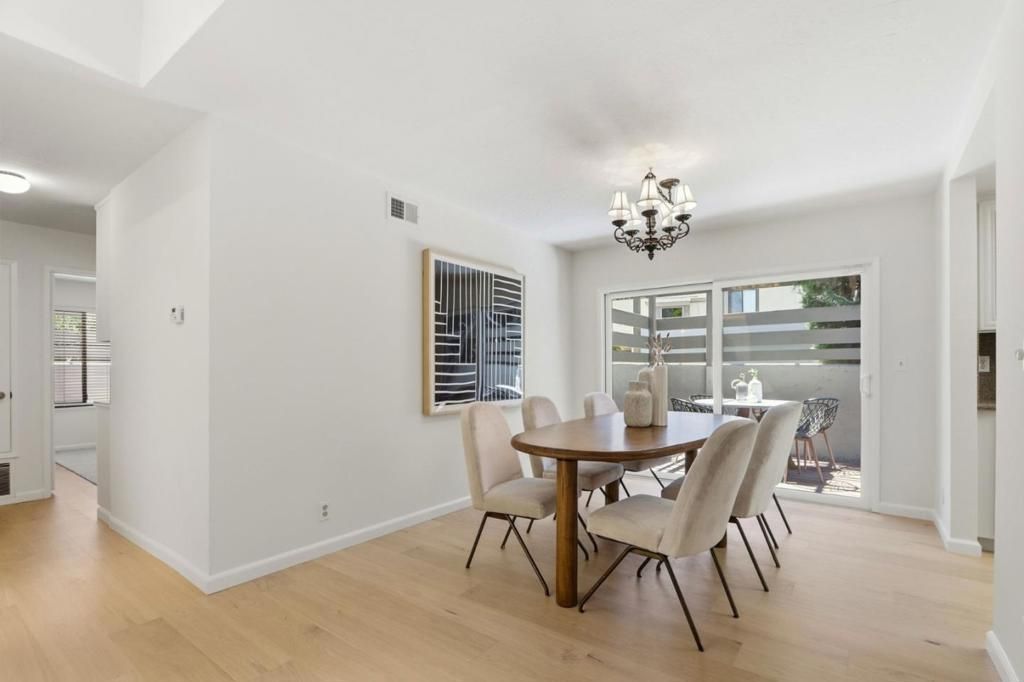 Image 21 of property listing at 1709 Cherryhills Lane, San Jose, CA 95125