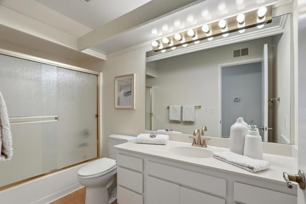 Image 25 of property listing at 1709 Cherryhills Lane, San Jose, CA 95125