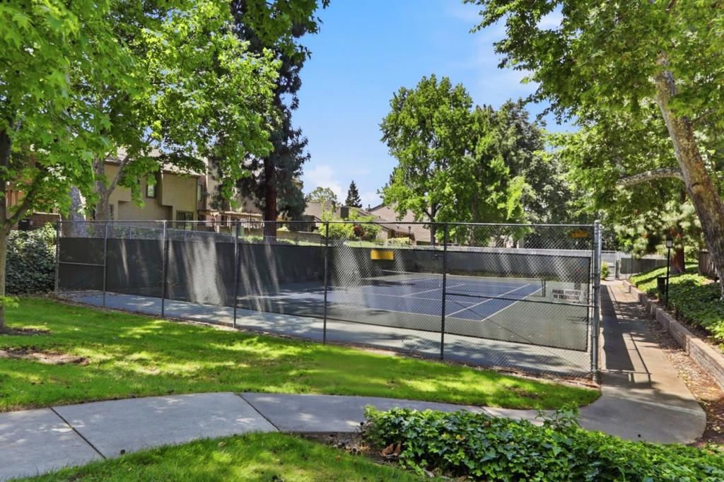 Image 39 of property listing at 1709 Cherryhills Lane, San Jose, CA 95125