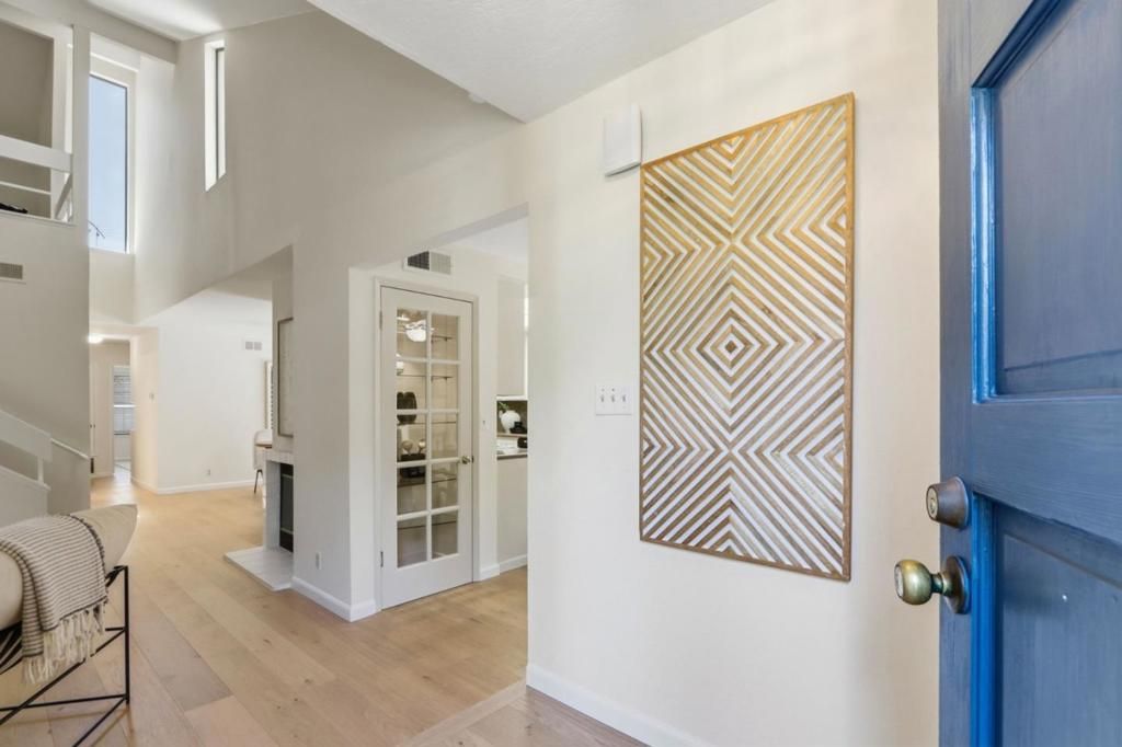 Image 6 of property listing at 1709 Cherryhills Lane, San Jose, CA 95125