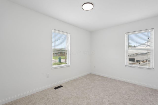 196 Maple Drive, Columbus, OH 43228