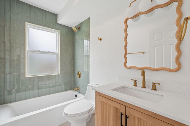 196 Maple Drive, Columbus, OH 43228