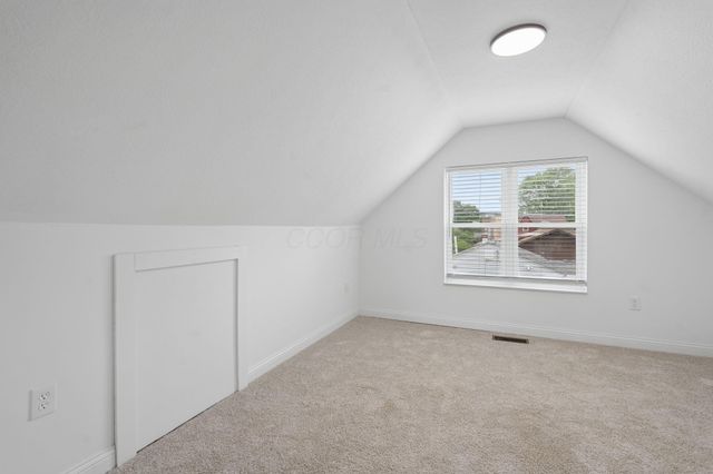 196 Maple Drive, Columbus, OH 43228