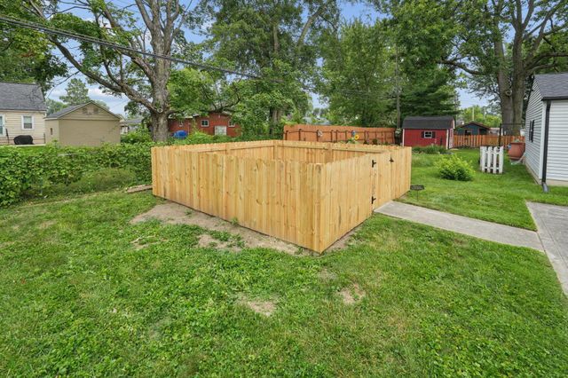 196 Maple Drive, Columbus, OH 43228