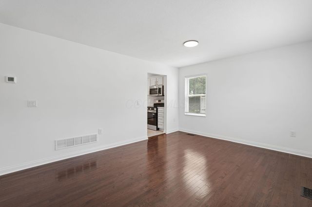 196 Maple Drive, Columbus, OH 43228