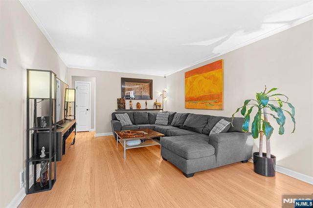 164 Kensington Road, River Edge, NJ 07661