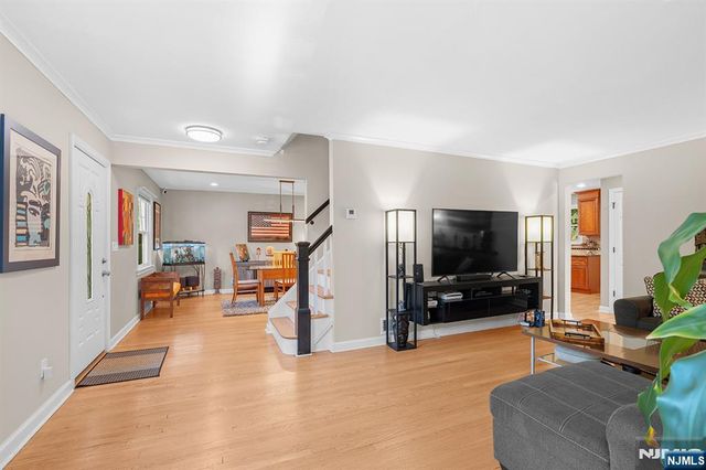 164 Kensington Road, River Edge, NJ 07661