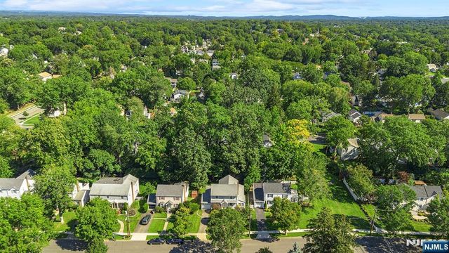 164 Kensington Road, River Edge, NJ 07661