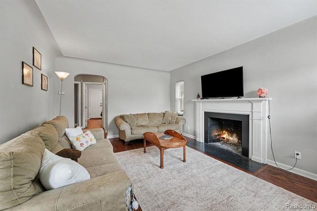 18063 Griggs Street, Detroit, MI 48221
