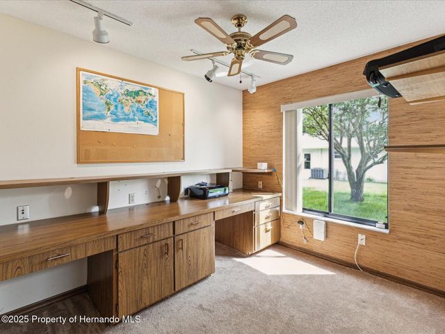 8393 Delaware Drive, Weeki Wachee, FL 34607