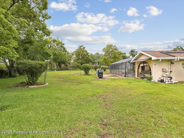 8393 Delaware Drive, Weeki Wachee, FL 34607