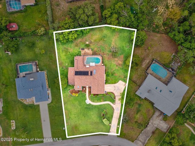 8393 Delaware Drive, Weeki Wachee, FL 34607