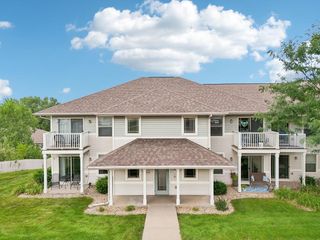 2836 N Pleasant View Road #101, Middleton, WI 53562