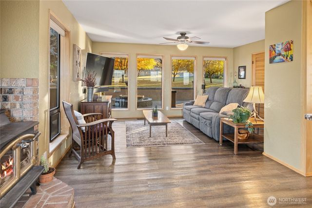 2281 Mellergaard Road, Ellensburg, WA 98926