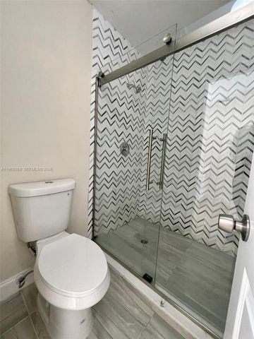 13772 SW 145th Ter 13772, Miami, FL 33186