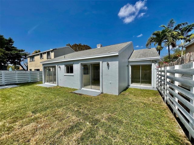 13772 SW 145th Ter 13772, Miami, FL 33186