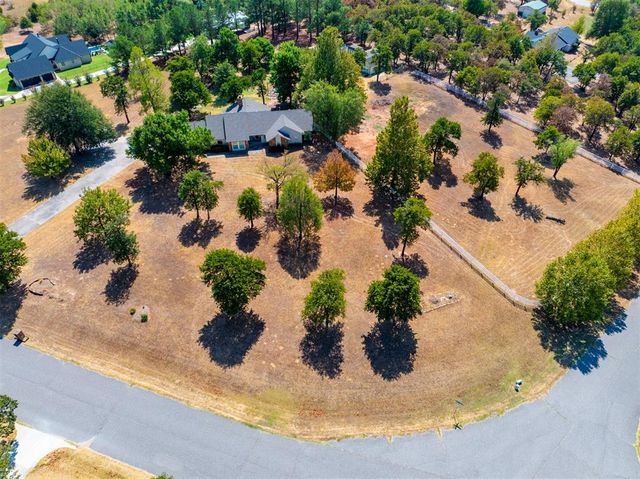 11408 Burning Oaks Road, Oklahoma City, OK 73150