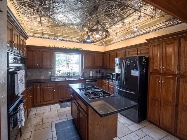 11408 Burning Oaks Road, Oklahoma City, OK 73150