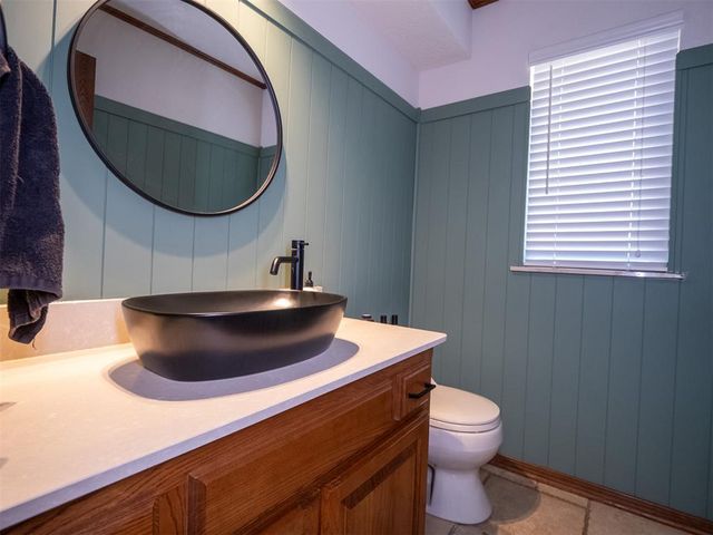 11408 Burning Oaks Road, Oklahoma City, OK 73150