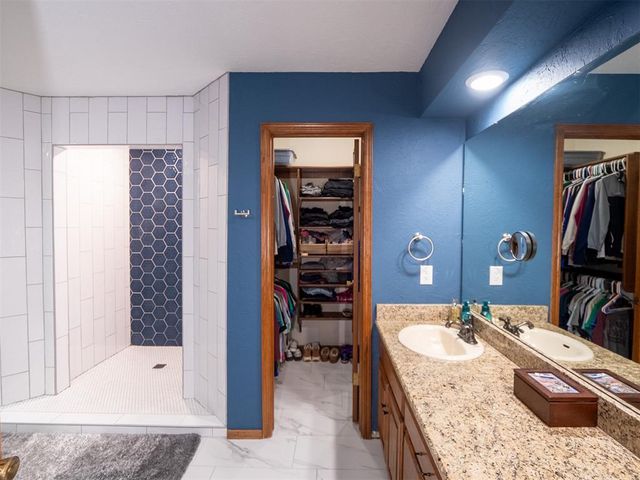 11408 Burning Oaks Road, Oklahoma City, OK 73150