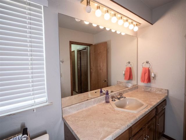 11408 Burning Oaks Road, Oklahoma City, OK 73150