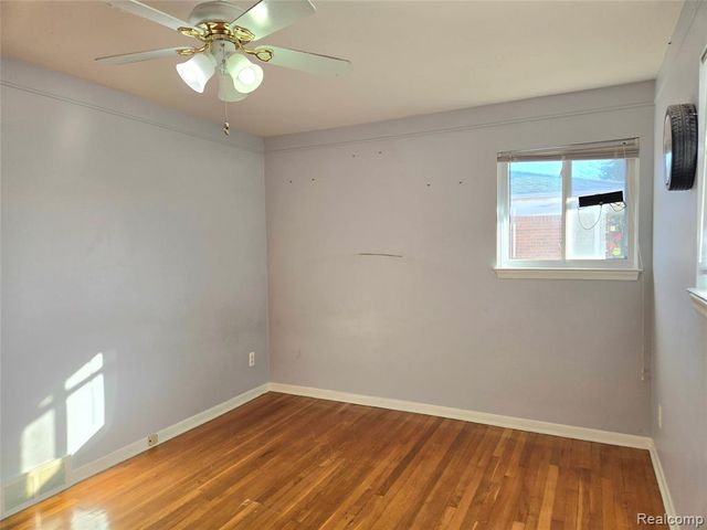 7872 Ritz Avenue, Westland, MI 48185