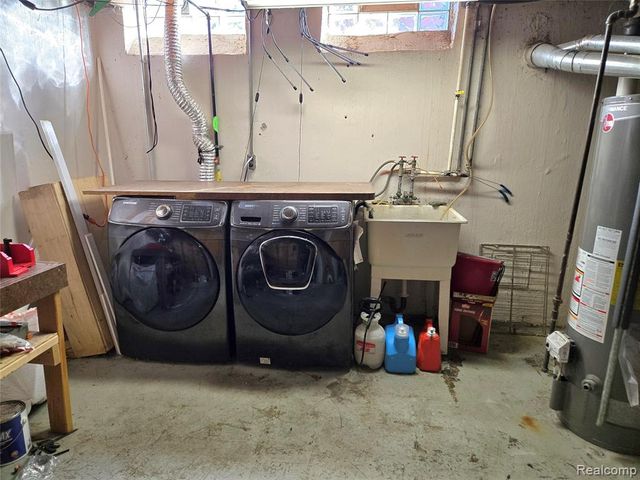 7872 Ritz Avenue, Westland, MI 48185