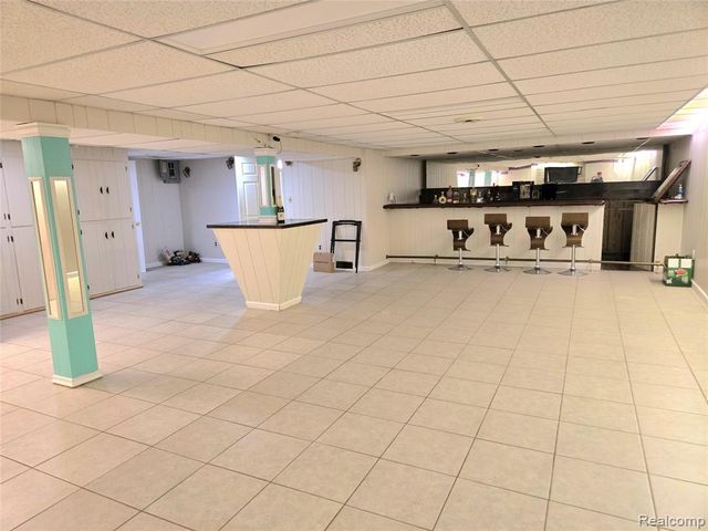 7872 Ritz Avenue, Westland, MI 48185