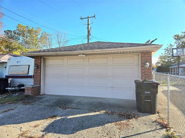 7872 Ritz Avenue, Westland, MI 48185