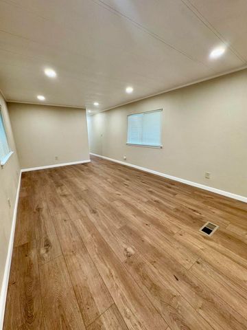 3735 Shetland Lane, Arcata, CA 95521