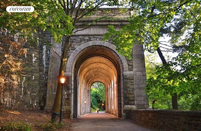 875 W 181st St Apt 3A, New York City, NY 10033