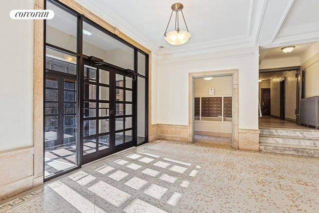 875 W 181st St Apt 3A, New York City, NY 10033