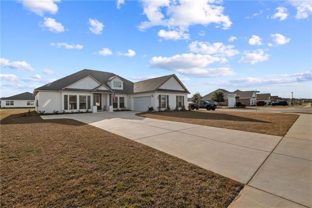 11006 Secretariat Boulevard, Daphne, AL 36526