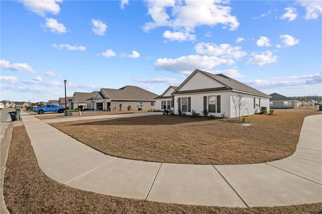 11006 Secretariat Boulevard, Daphne, AL 36526