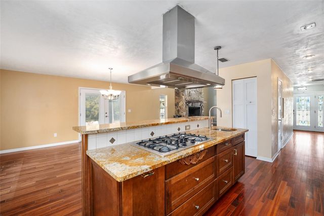 28924 SW 30TH AVENUE, Newberry, FL 32669