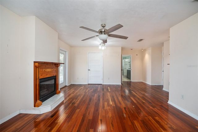 28924 SW 30TH AVENUE, Newberry, FL 32669