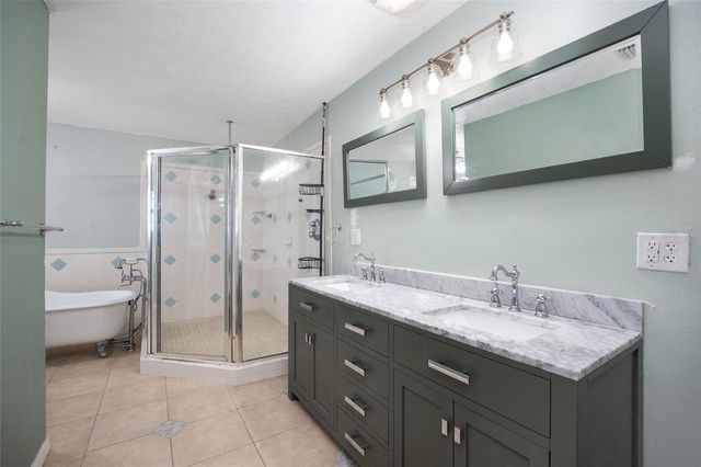 28924 SW 30TH AVENUE, Newberry, FL 32669