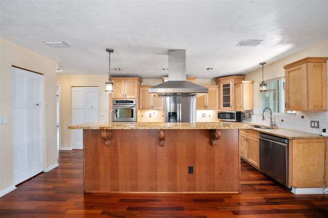 28924 SW 30TH AVENUE, Newberry, FL 32669