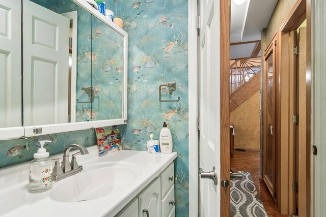 23511 N Cottage Road, Lake Zurich, IL 60047
