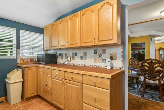 23511 N Cottage Road, Lake Zurich, IL 60047