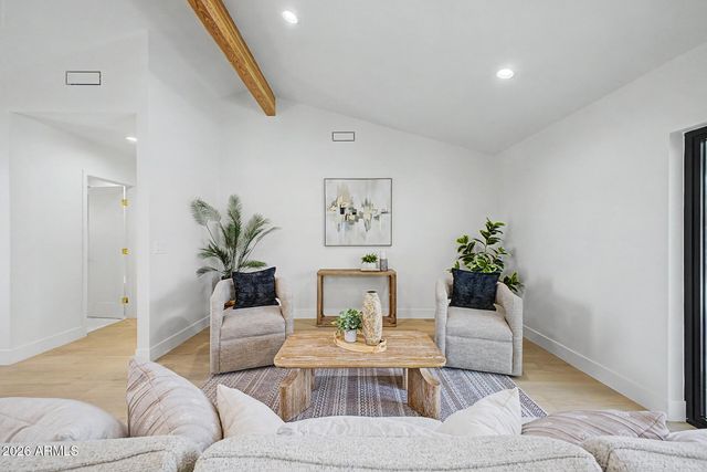 5438 E AVALON Drive, Phoenix, AZ 85018