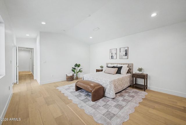 5438 E AVALON Drive, Phoenix, AZ 85018