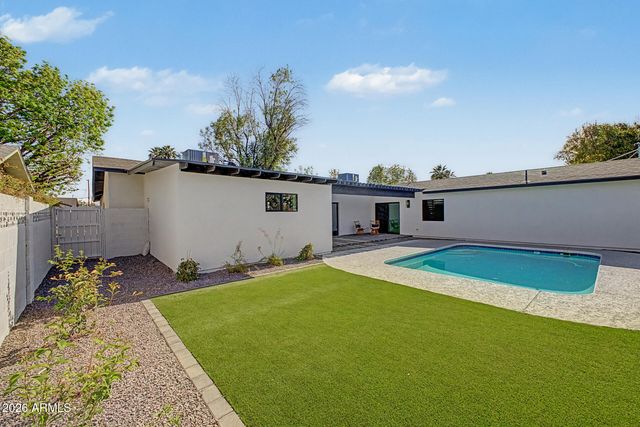 5438 E AVALON Drive, Phoenix, AZ 85018