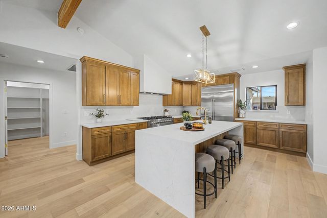 5438 E AVALON Drive, Phoenix, AZ 85018