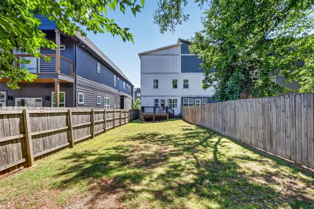 1007A Alice St, Nashville, TN 37218
