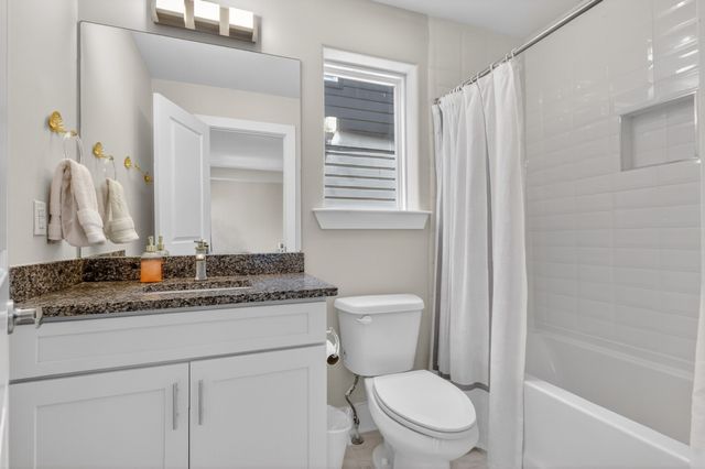 1007A Alice St, Nashville, TN 37218