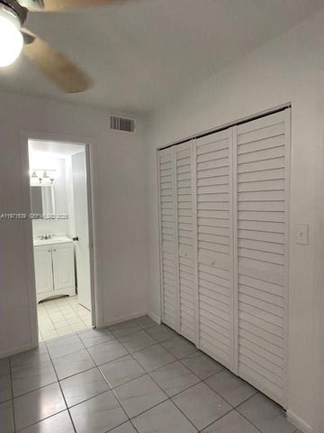 19805 SW 114th Ave 119, Miami, FL 33157