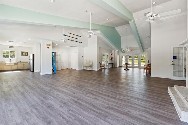 624 NE BENT PADDLE Lane, Port St. Lucie, FL 34983
