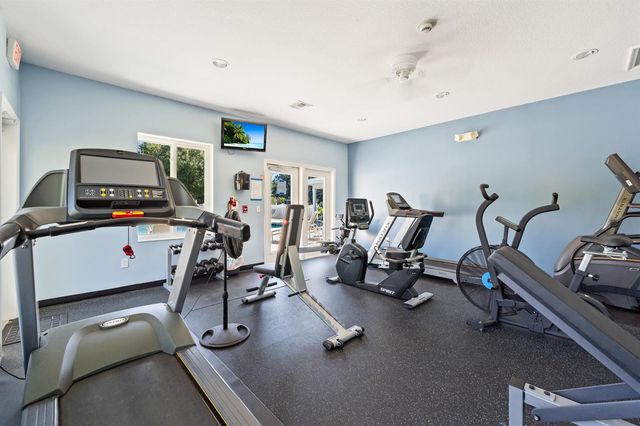 624 NE BENT PADDLE Lane, Port St. Lucie, FL 34983