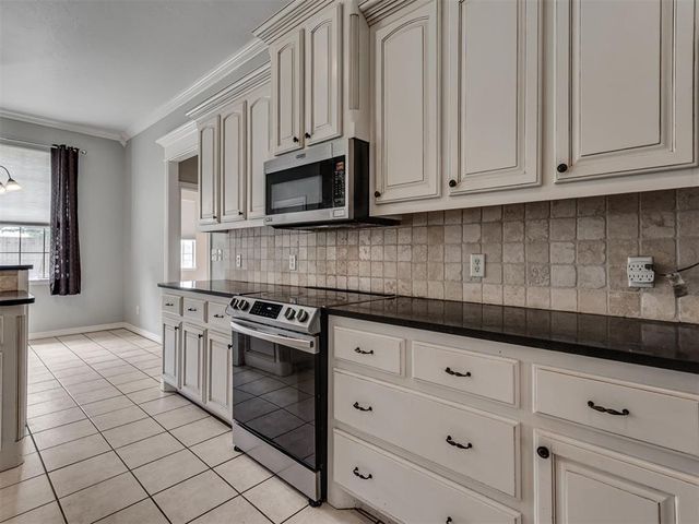 417 Summit Bend, Norman, OK 73071